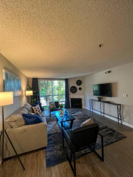 Apartamento Exceptional 2 Bedroom In Heart Of Hollywood 201 Los Ángeles