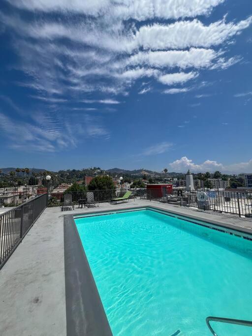 Exceptional 2 Bedroom In Heart Of Hollywood 201 Appartamento